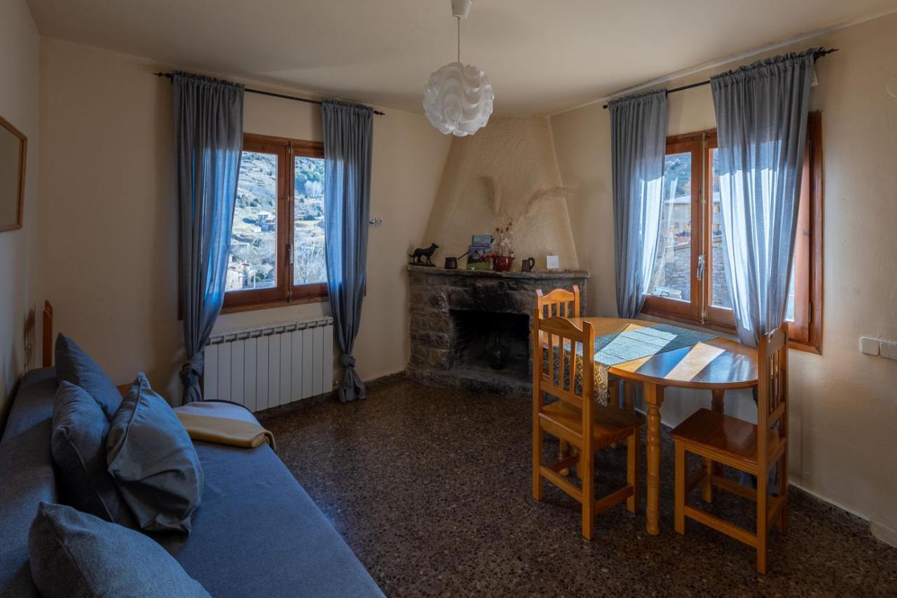 Cal Xesc Lejlighed Castellar De N'Hug Eksteriør billede